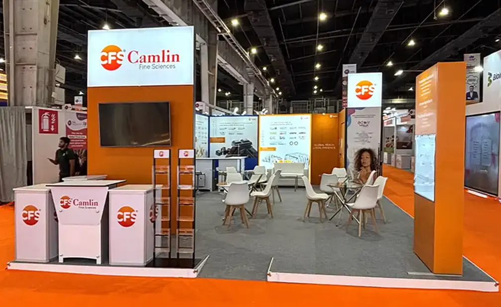 <span>Pop-up Display Stands </span> that Travel with You