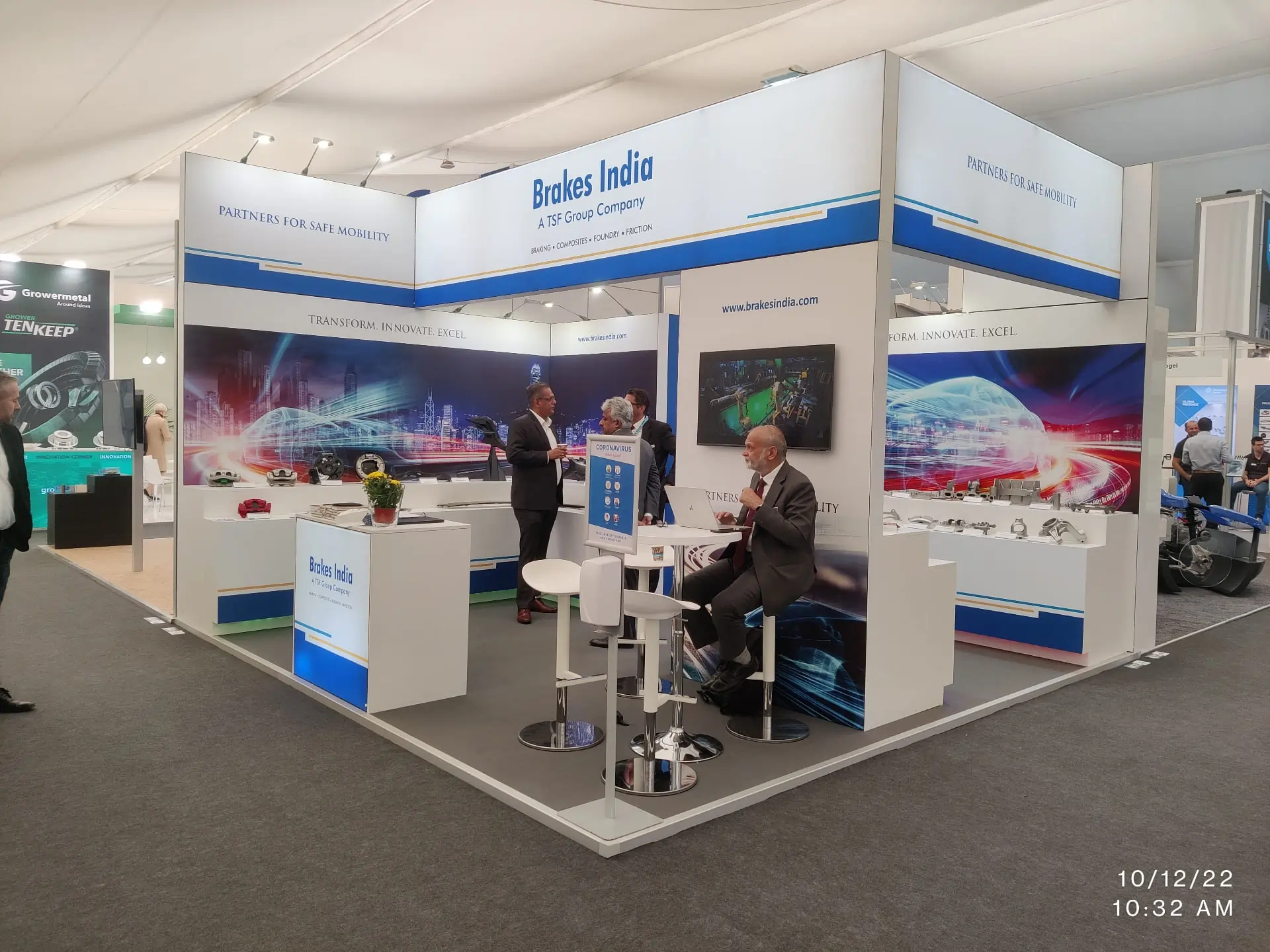 Exhibition <span>Display Stands</span> & Portable <span>Display Stands</span>